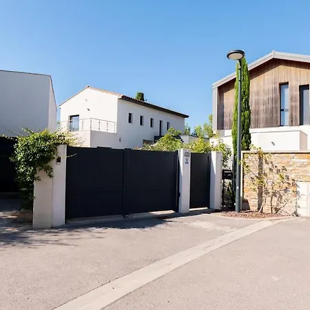 La Dunant Villa