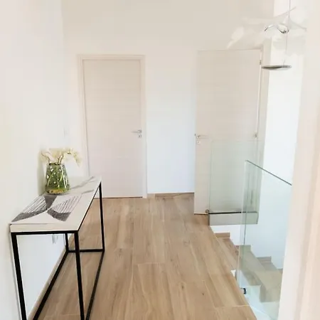 La Dunant Villa *